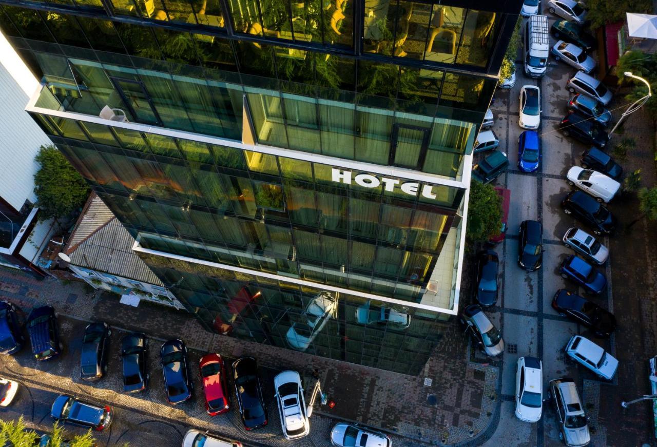 Hotel Green Glass Batumi Exterior foto