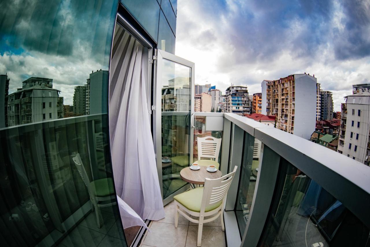 Hotel Green Glass Batumi Exterior foto